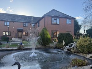 Photo 11- click for photo gallery